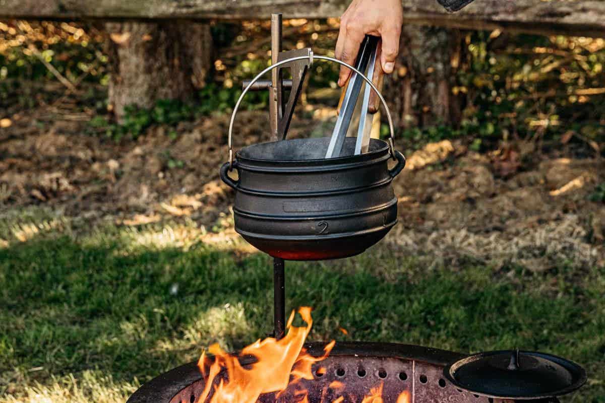 Breeo Cast Iron Kettle